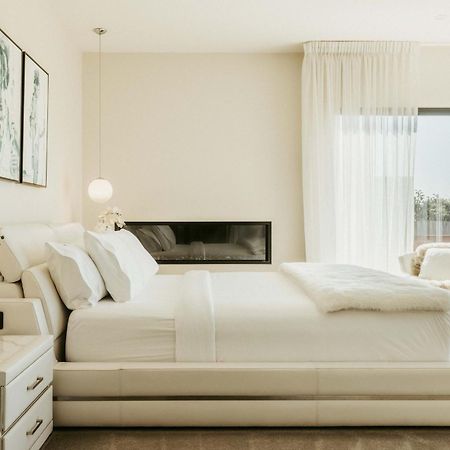 Amare Beachside Luxury Turners Beach エクステリア 写真