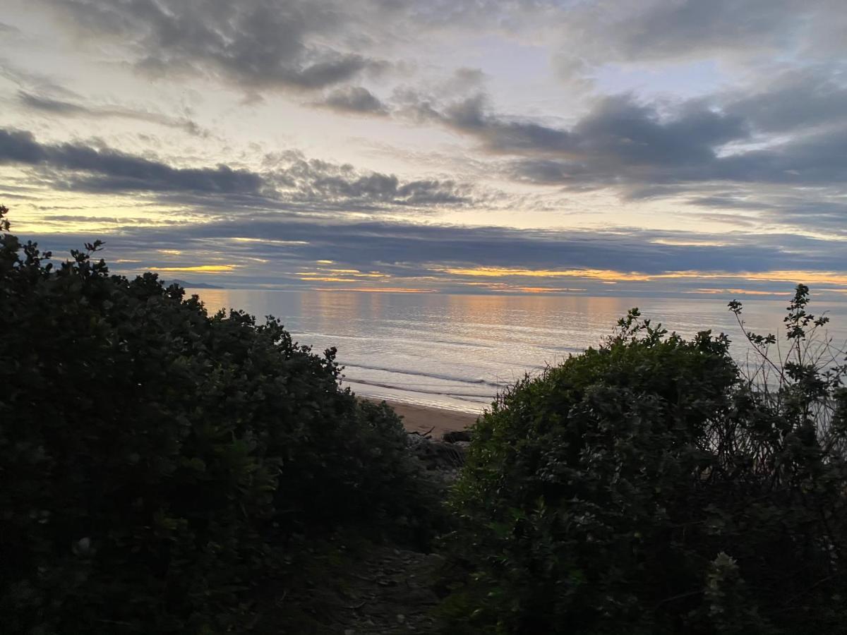 Amare Beachside Luxury Turners Beach エクステリア 写真