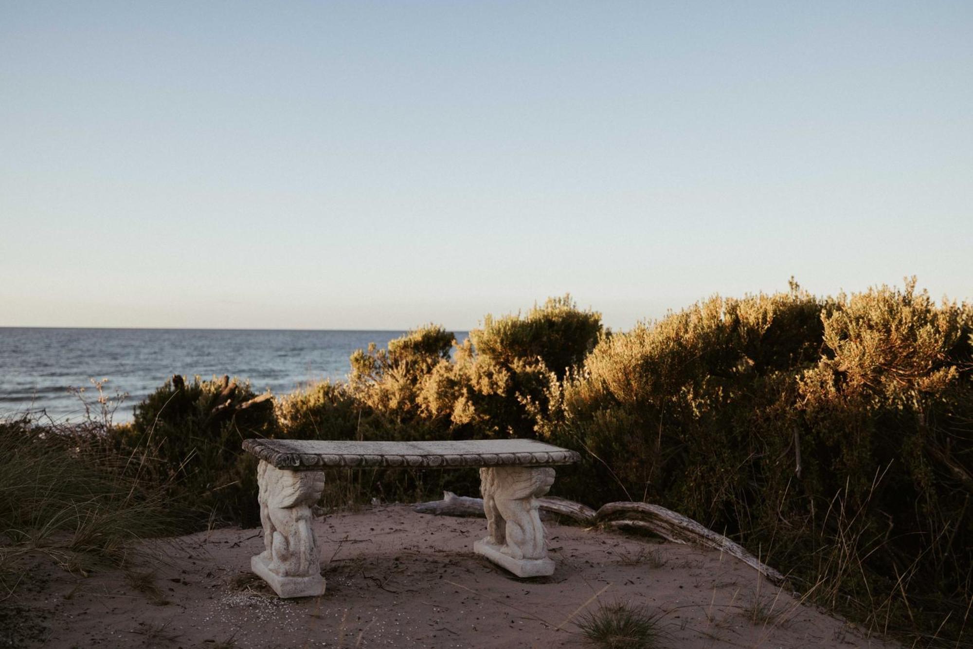 Amare Beachside Luxury Turners Beach エクステリア 写真